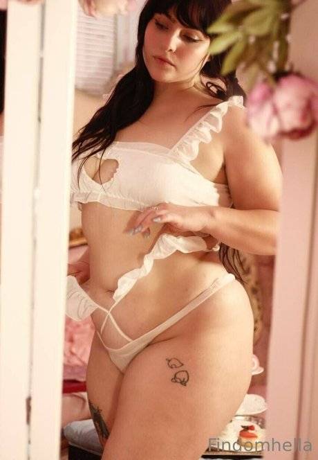 Femdomhella photo 36