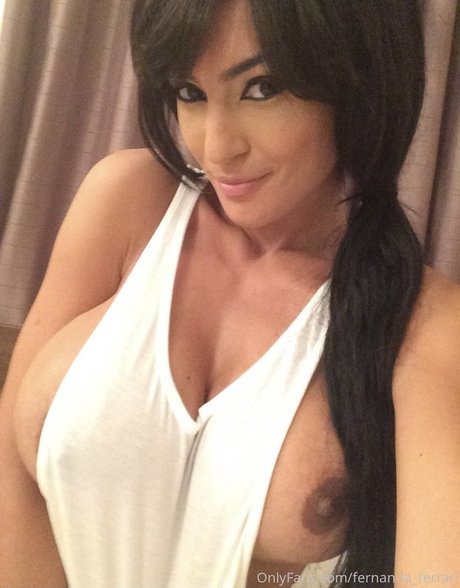 Fernanda Ferrari photo 77