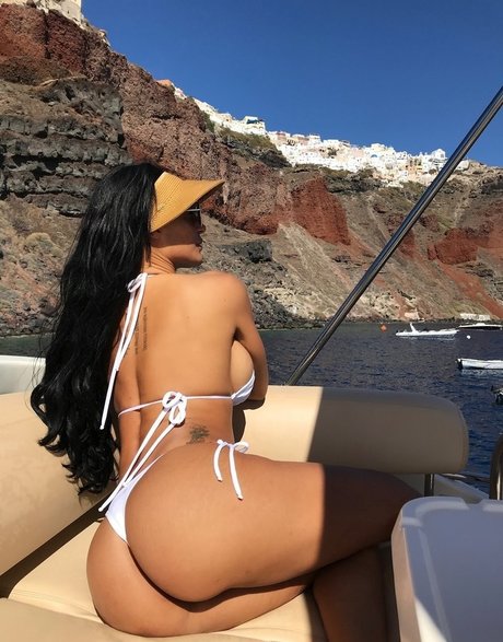 Fernanda Ferrari photo 108