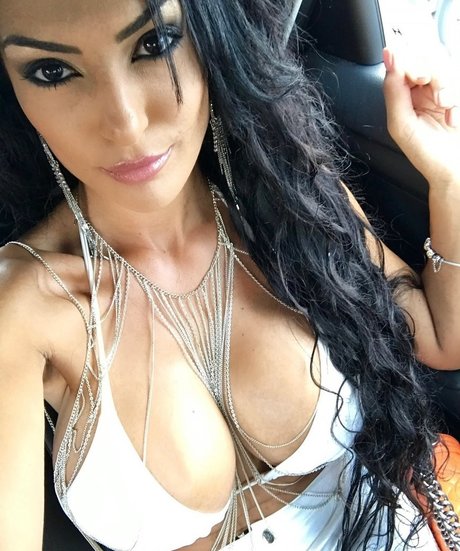 Fernanda Ferrari photo 146