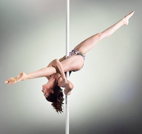 Fernanda Sabines photo 3
