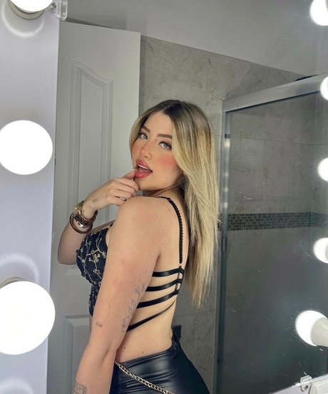 Fery Garcia photo 37