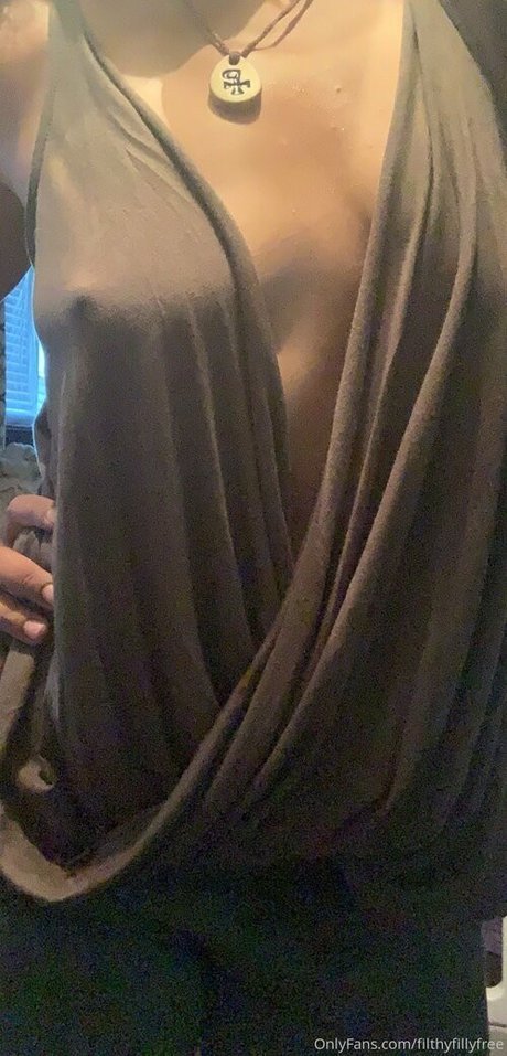 Filthyfillyfree photo 13