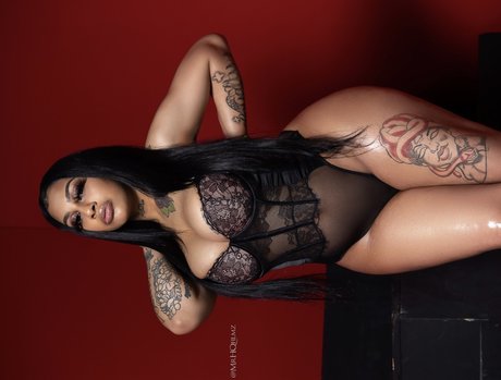 FineAssYonna photo 54