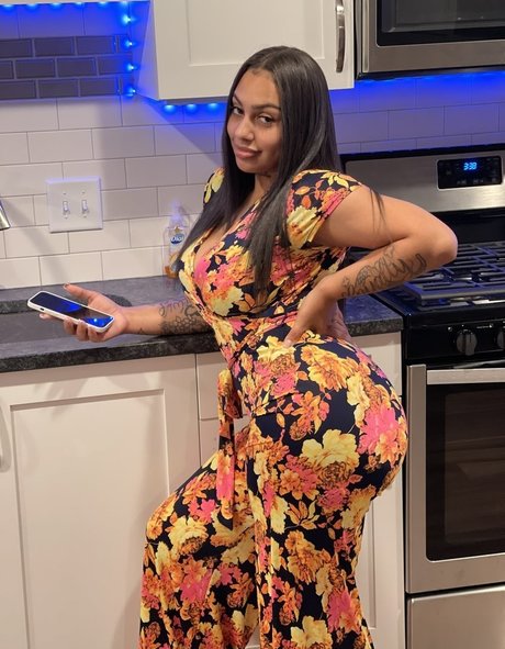 FineAssYonna photo 57