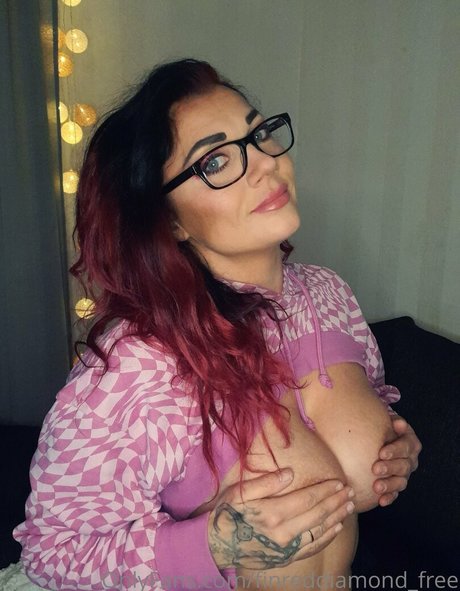 Finreddiamond_free photo 7