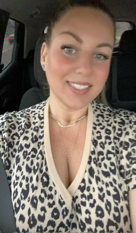 Firstmilfmate photo 15