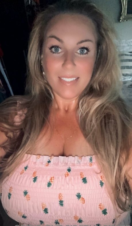 Firstmilfmate photo 16