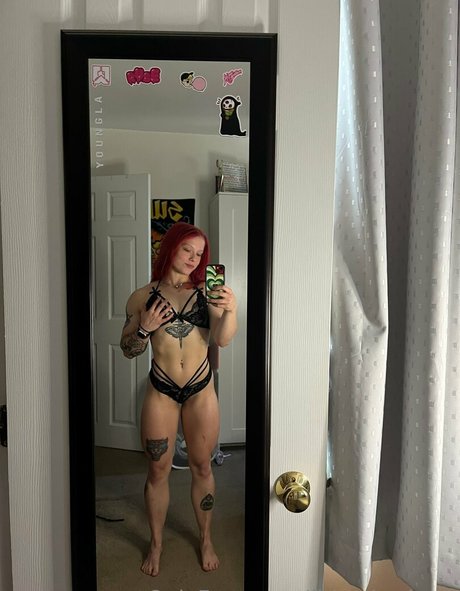 Fitbycharlotte photo 5