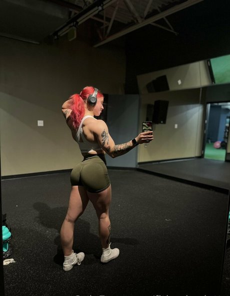 Fitbycharlotte photo 25