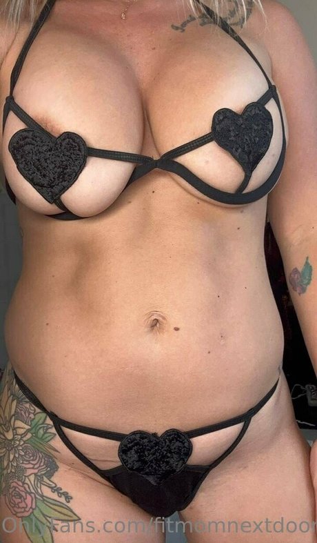 Fitmomnextdoor photo 25