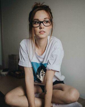 Flavia Sayuri photo 85