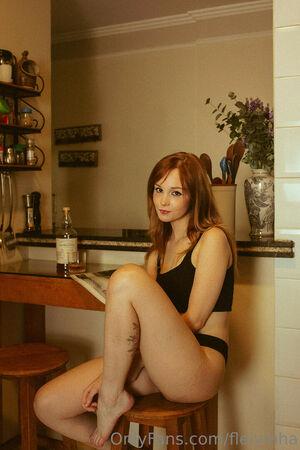 Flavia Sayuri photo 114