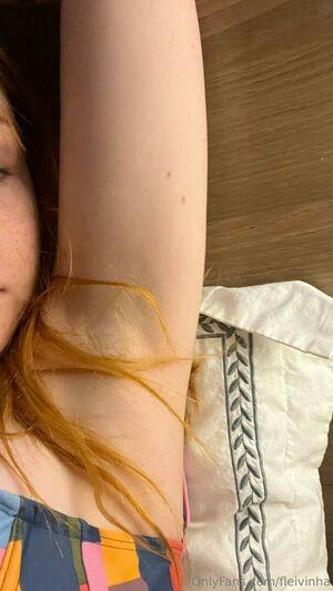 Flavia Sayuri photo 137