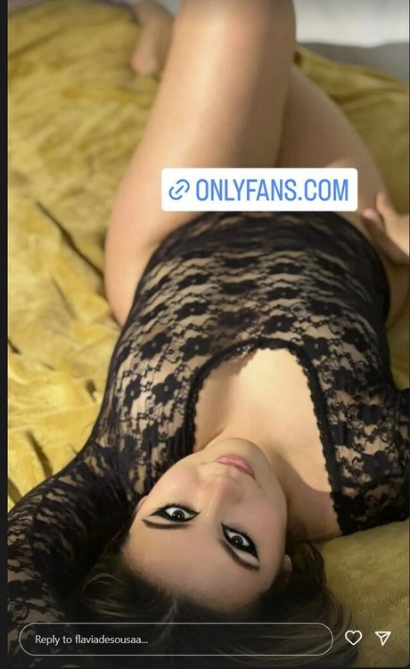 Flavia de Sousa photo 23