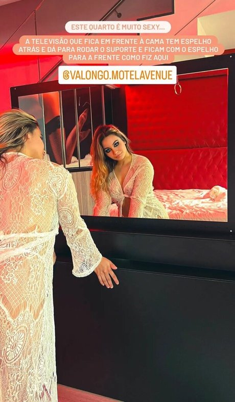 Flavia de Sousa photo 24
