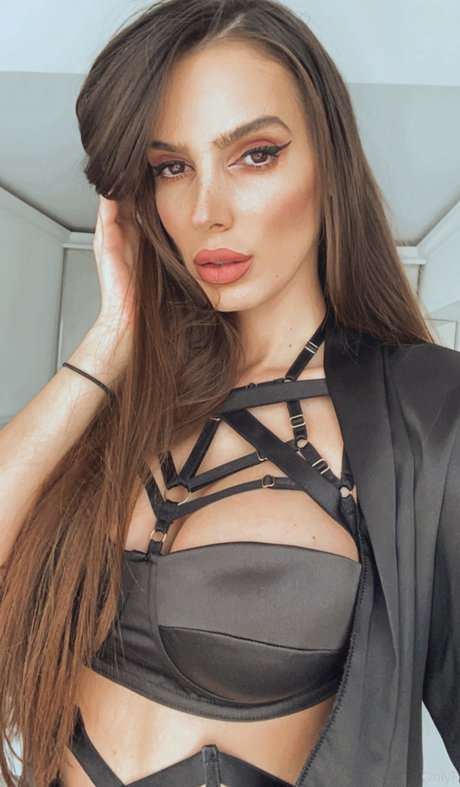 Flawlesseva26 photo 15