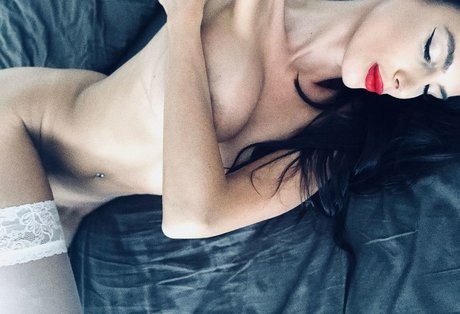 Flawlesseva26 photo 41