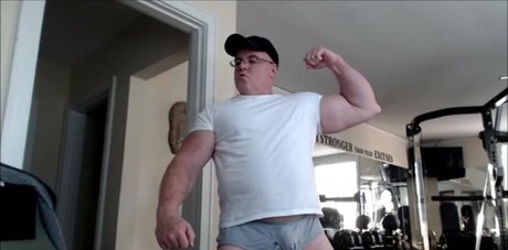 Flexbigmuscle photo 21