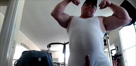 Flexbigmuscle photo 64