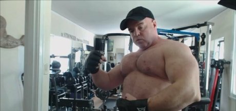 Flexbigmuscle photo 75