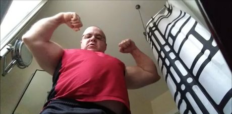 Flexbigmuscle photo 171