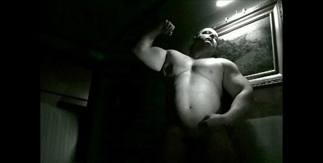 Flexbigmuscle photo 220