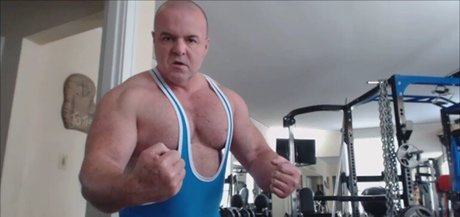 Flexbigmuscle photo 238