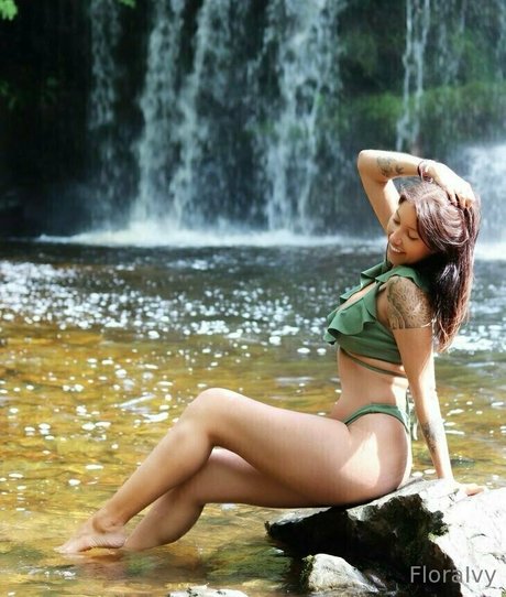 Floraivyfree photo 54