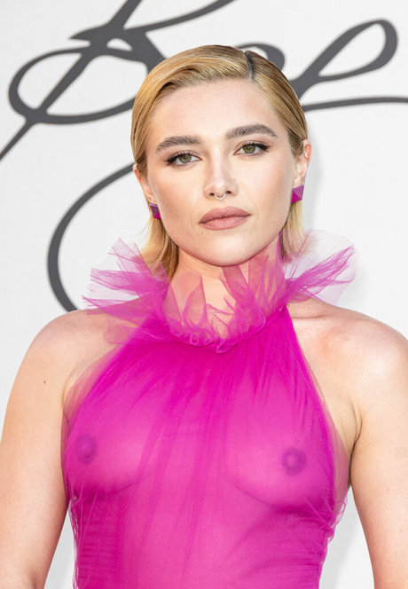 Florence Pugh photo 15