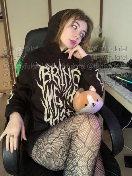 Fluffyfulafel photo 459