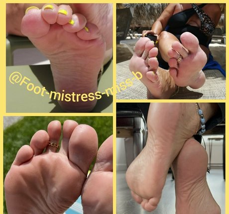 Foot-mistress-miss-b photo 46