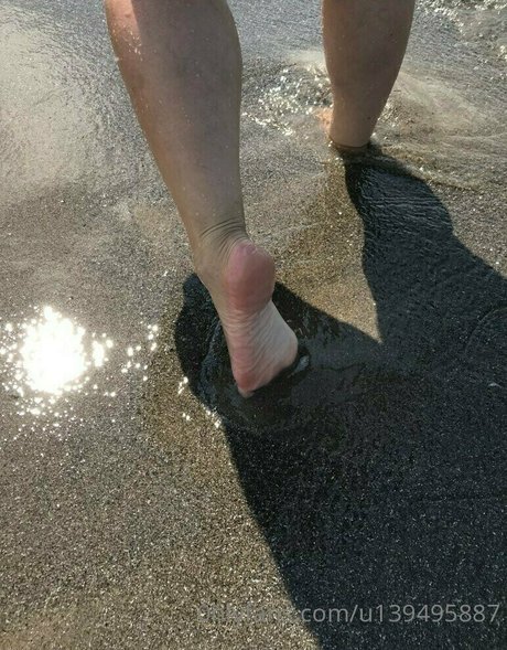 Foot-mistress-miss-b photo 51