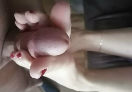 Foot-mistress-miss-b photo 98