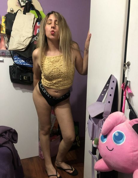 Footsiebab photo 5