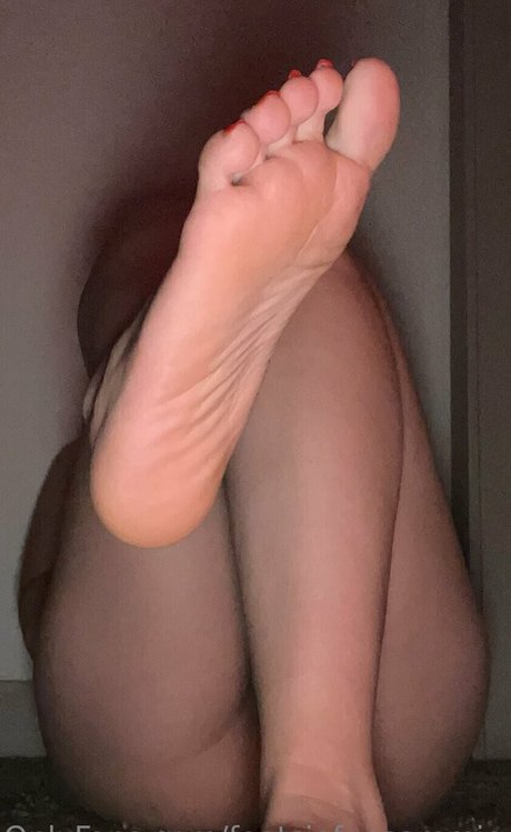 Footsiefunsammie photo 8