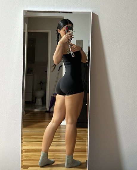 Foreign_matee photo 17