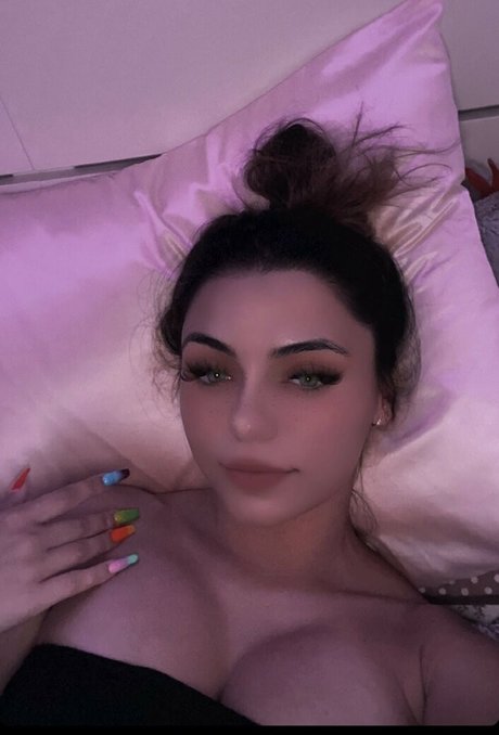 Foreignmatee photo 19