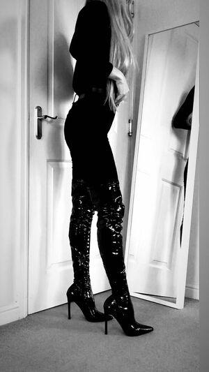 Foxy Boots photo 3