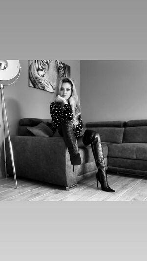 Foxy Boots photo 4
