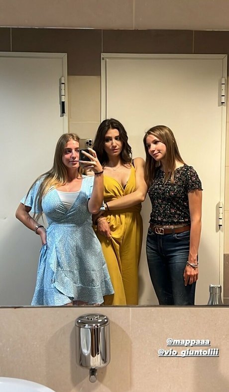 Francesca Salerno photo 37