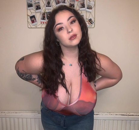 Francesca Taylor photo 37