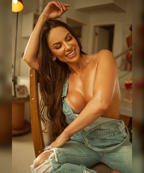 Franciele Perao photo 13