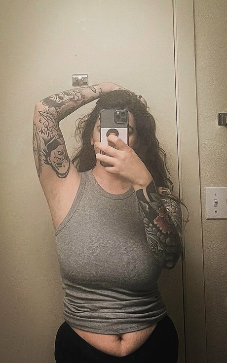 FrankieDarko photo 7