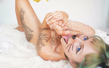 Freakyfjonda photo 215