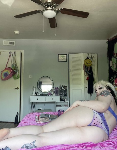 Free_nsfw_peaches_ photo 61