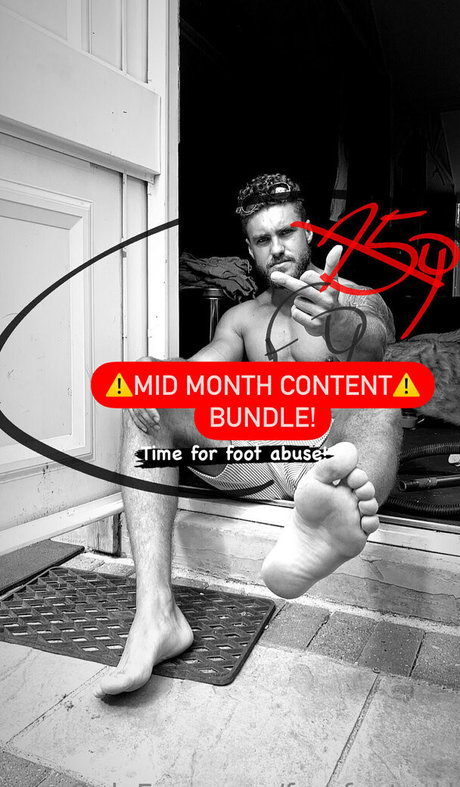 Freefootgod photo 47