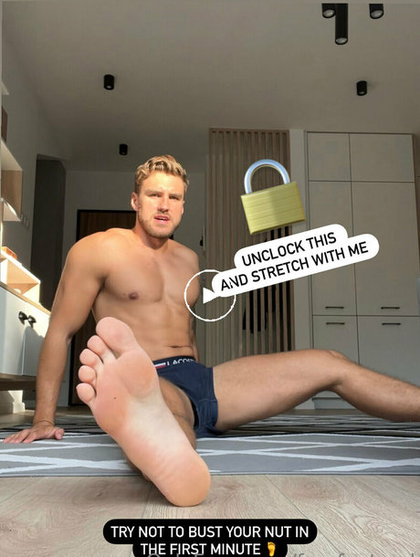 Freefootgod photo 85