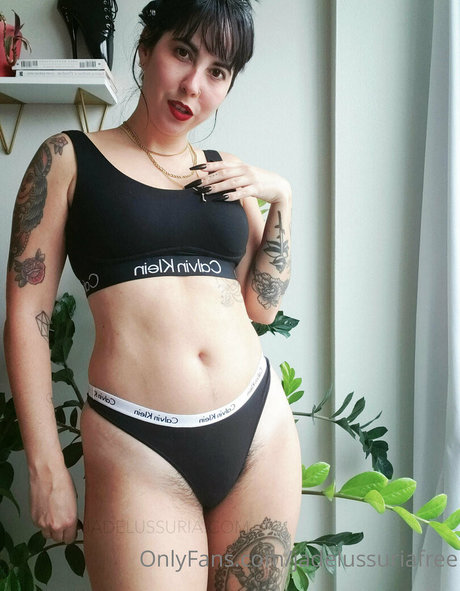 Freehairypussy photo 4