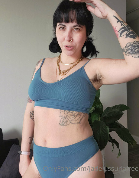 Freehairypussy photo 10